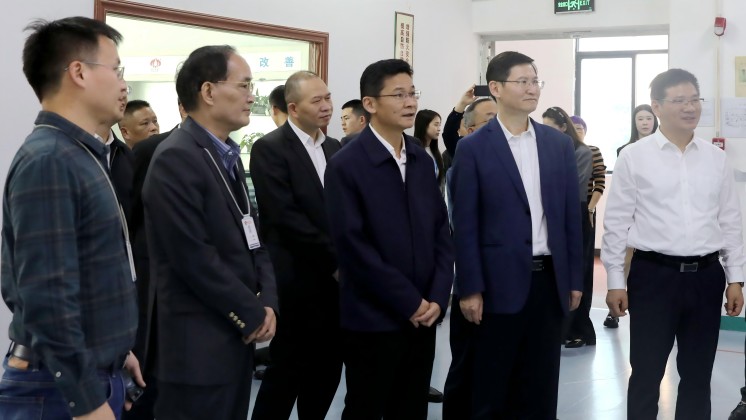湖南省人民政府副省長、黨組成員曹志強 蒞臨炬神電子調(diào)研